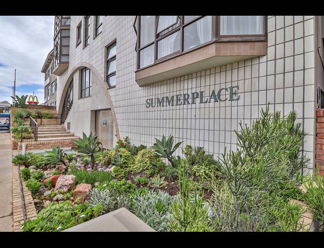 1 BEDROOM APARTMENT RENTED IN HUMEWOOD